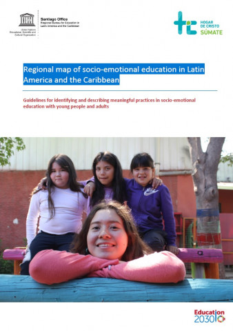 Students of back-to-school programmes at Fundacion Sumate (Chile). Photo: UNESCO/Carolina Jerez